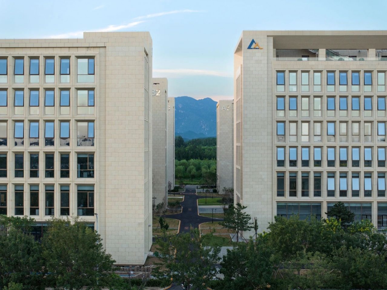 1698046984256406.jpg 1698046984256406.jpg